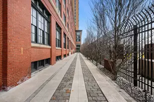 319 A St, Boston, MA 02210 - Photo 20