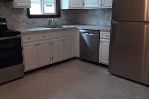 5 Royal Dane Dr, Marshfield, MA 02050 - Photo 2