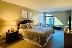 100 Ledgewood Dr, Stoneham, MA 02180 - Photo 8