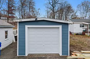 99 Tremont St, Taunton, MA 02780 - Photo 36