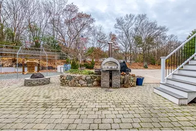 32 Dedham St, Dover, MA 02030 - Photo 10