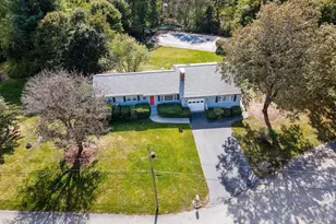 20 Doral Dr, Chelmsford, MA 01863 - Photo 2