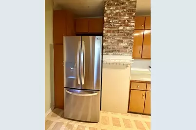 105 Dewolf St, New Bedford, MA 02740 - Photo 12