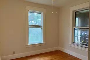 271-273 Pleasant St, Holyoke, MA 01040 - Photo 14