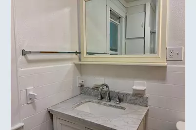 271-273 Pleasant St #271, Holyoke, MA 01040 - Photo 16