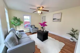 36 Hazel St, Fitchburg, MA 01420 - Photo 4