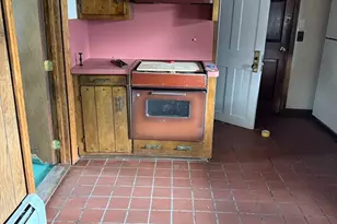 35 School St, Winchendon, MA 01475 - Photo 6