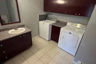 51 Forest St, Lawrence, MA 01841 - Photo 8