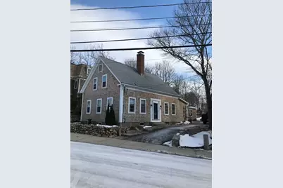 40 Russell St, Plymouth, MA 02360 - Photo 1