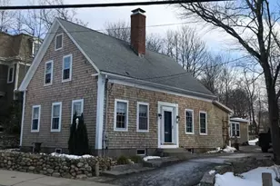 40 Russell St, Plymouth, MA 02360 - Photo 1