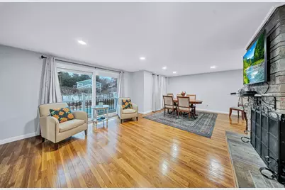 6 Woodward Rd, Framingham, MA 01701 - Photo 4