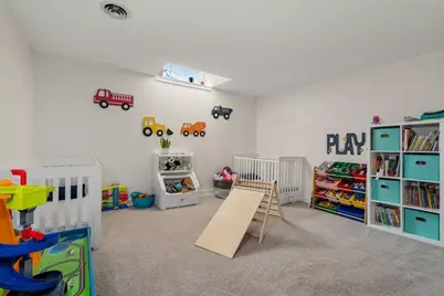 35 Flint #106, Salem, MA 01970 - Photo 6