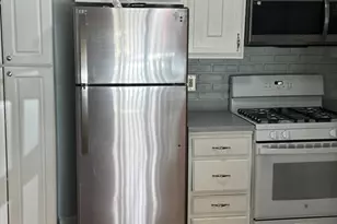 7 Karen Cir, Billerica, MA 01821 - Photo 2