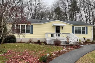 11 Hawthorne St, Rockland, MA 02370 - Photo 2