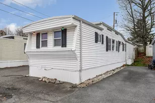 261 Newbury, Peabody, MA 01960 - Photo 22