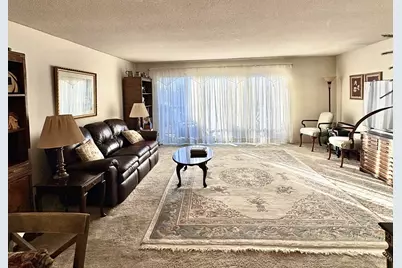 1 Summit Dr. #57, Reading, MA 01867 - Photo 8