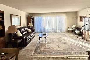 1 Summit Dr, Reading, MA 01867 - Photo 8