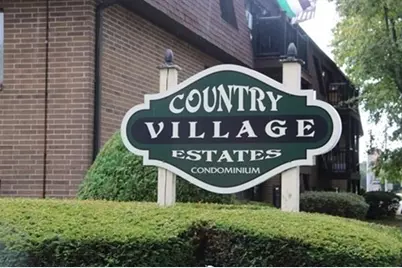 800 Couty #3-20, Taunton, MA 02780 - Photo 2