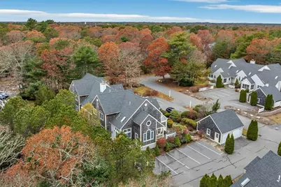 9 Red Cedar Rd #9, Mashpee, MA 02649 - Photo 4