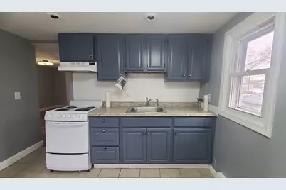 35 Broadsound Ave #2, Revere, MA 02151 - Photo 2