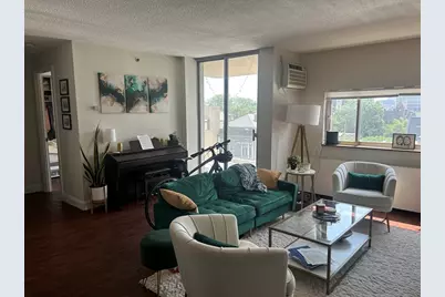 872 Massachusetts Ave #503, Cambridge, MA 02139 - Photo 2