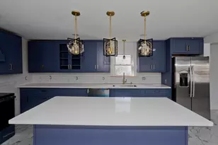 19 Church St, Agawam, MA 01001 - Photo 12