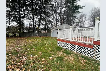 40 Peekskill Ave, Springfield, MA 01129 - Photo 22