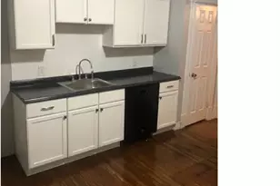 116 Middlesex, Springfield, MA 01109 - Photo 2