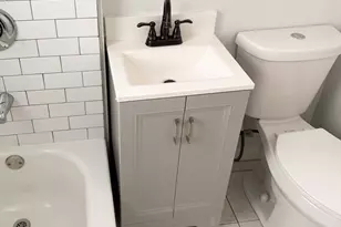 122 Florence St, Boston, MA 02131 - Photo 8