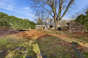 289 Morgan St, South Hadley, MA 01075 - Photo 38