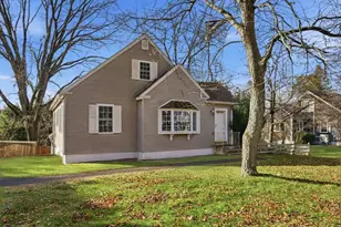 289 Morgan St, South Hadley, MA 01075 - Photo 1