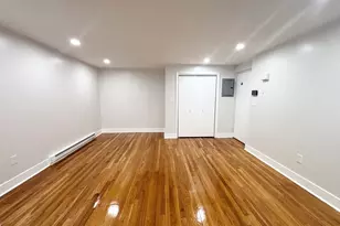 40 Rockland Ave, Malden, MA 02148 - Photo 4