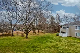 286 Nassau Dr, Springfield, MA 01129 - Photo 18