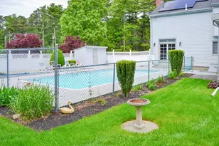 110 Mayflower Ridge Dr, Wareham, MA 02571 - Photo 8