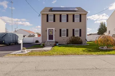 20 Reeves St, Fall River, MA 02721 - Photo 2
