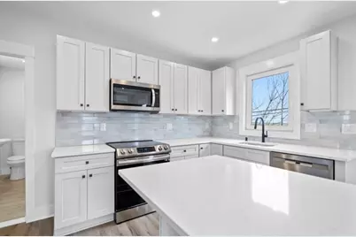 6 Garfield #1, Revere, MA 02151 - Photo 4