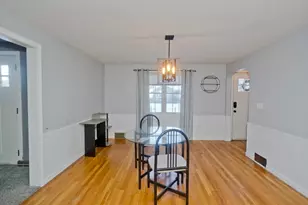 37 Middlebrook Dr, Springfield, MA 01129 - Photo 10