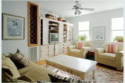 1003 Chestnut St #1003, Newton, MA 02464 - Photo 2