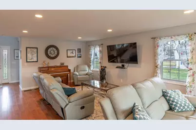 83 Bay Road, Hadley, MA 01035 - Photo 6