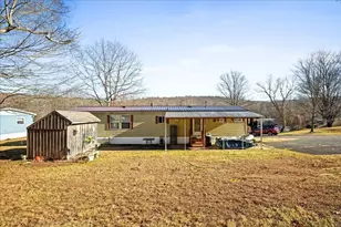 21 Ash Ln, Wales, MA 01081 - Photo 18