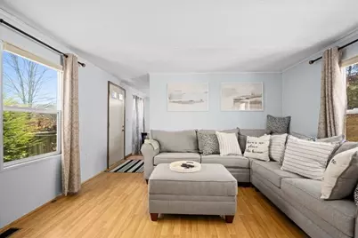 21 Ash Ln, Wales, MA 01081 - Photo 6