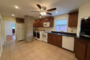 46 Walker St, Somerville, MA 02144 - Photo 2