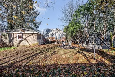 445 E Foster St, Melrose, MA 02176 - Photo 32