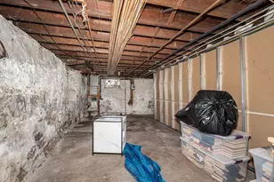 445 E Foster St, Melrose, MA 02176 - Photo 24