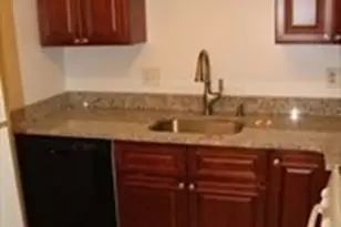 10 Skyline Dr, Braintree, MA 02184 - Photo 8