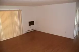 10 Skyline Dr, Braintree, MA 02184 - Photo 2
