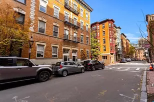 39 Revere St, Boston, MA 02114 - Photo 4