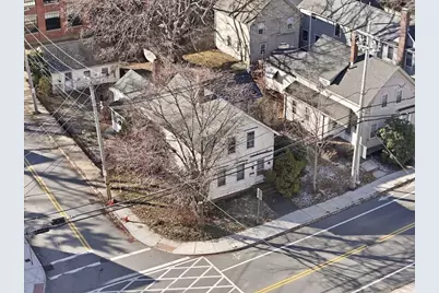 118 Elm St, Amesbury, MA 01913 - Photo 2