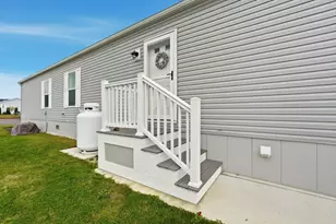 7 1st Ave, Westfield, MA 01085 - Photo 30