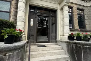 31 Westbourne Terrace, Brookline, MA 02446 - Photo 1